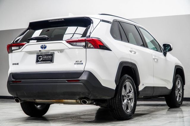 2024 Toyota RAV4 Hybrid XLE AWD - 23006341 - 11