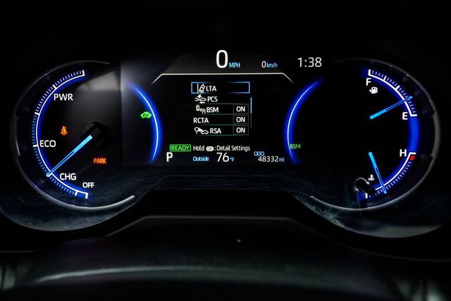 2024 Toyota RAV4 Hybrid XLE AWD - 23006341 - 32