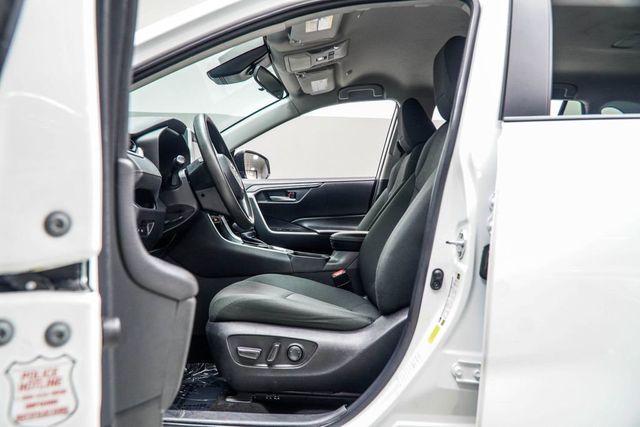 2024 Toyota RAV4 Hybrid XLE AWD - 23006341 - 36