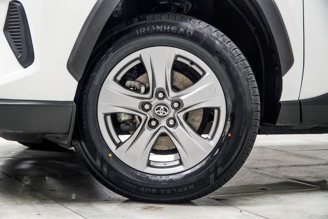 2024 Toyota RAV4 Hybrid XLE AWD - 23006341 - 3