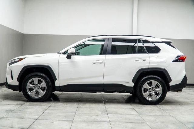 2024 Toyota RAV4 Hybrid XLE AWD - 23006341 - 8