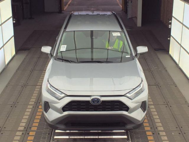 2024 Toyota RAV4 Hybrid XLE AWD - 23010872 - 2