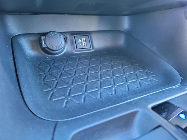 2024 Toyota RAV4 Hybrid XLE AWD - 22935428 - 13