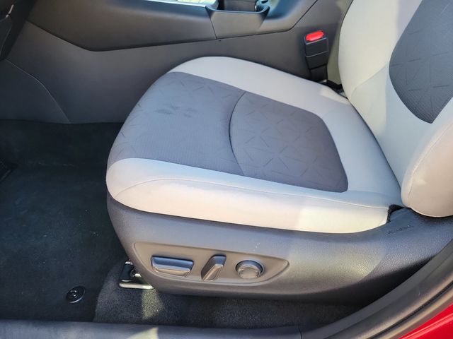 2024 Toyota RAV4 Hybrid XLE AWD - 22935428 - 5