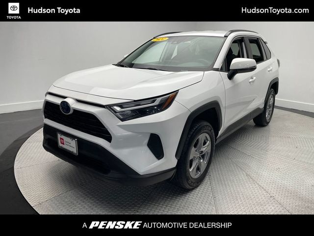 2024 Toyota RAV4 Hybrid XLE AWD - 22921668 - 0