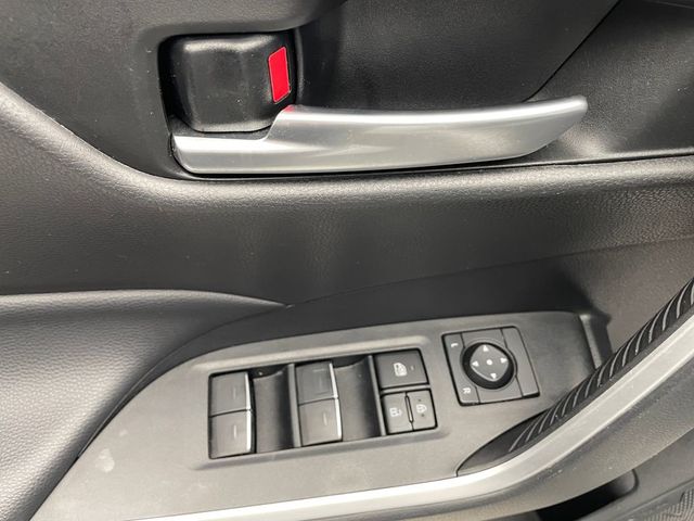 2024 Toyota RAV4 Hybrid XLE AWD - 22921668 - 9