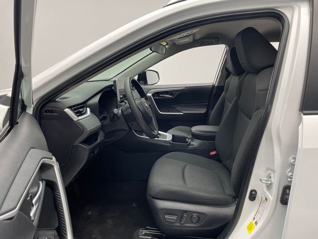 2024 Toyota RAV4 Hybrid XLE AWD - 22921668 - 11