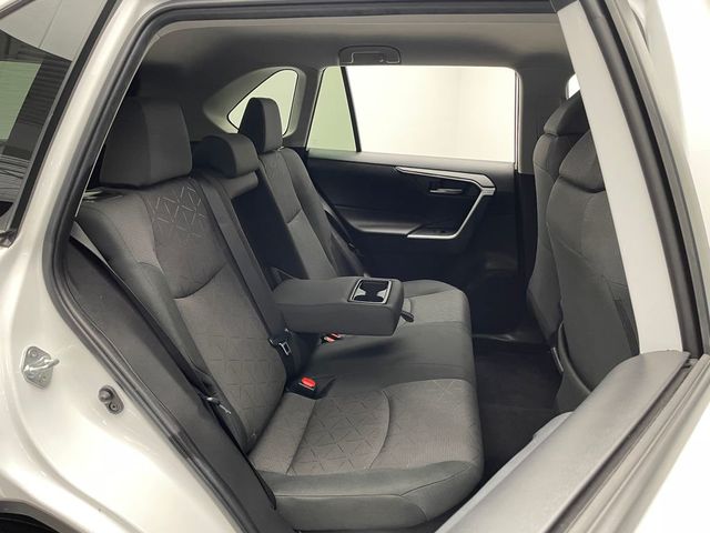 2024 Toyota RAV4 Hybrid XLE AWD - 22921668 - 36