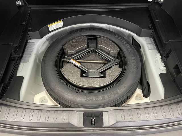 2024 Toyota RAV4 Hybrid XLE AWD - 22921668 - 39