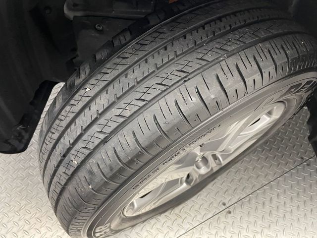 2024 Toyota RAV4 Hybrid XLE AWD - 22921668 - 47
