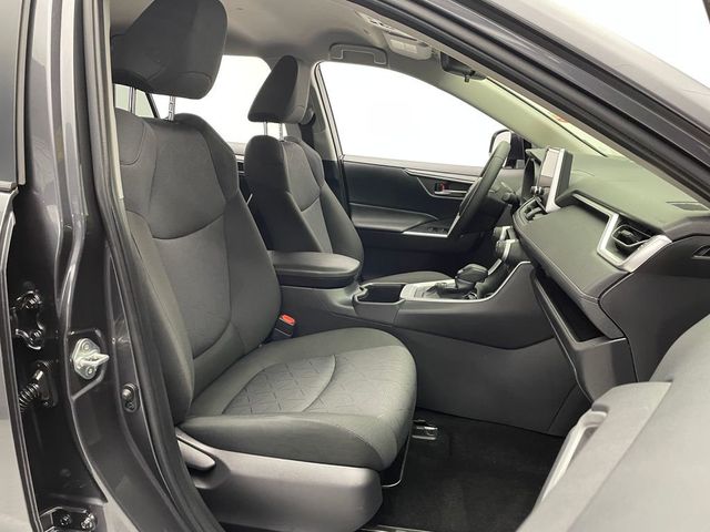 2024 Toyota RAV4 Hybrid XLE AWD - 22963389 - 17