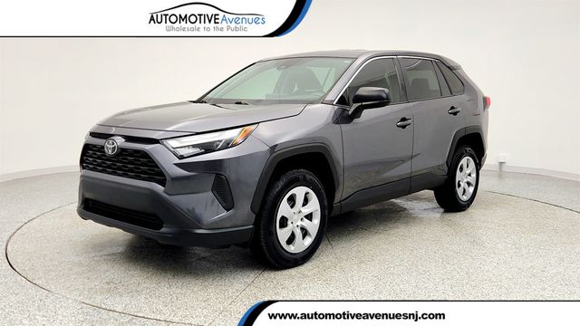 2024 Toyota RAV4 LE - 22975337 - 0