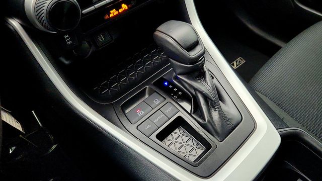 2024 Toyota RAV4 LE - 22975337 - 15