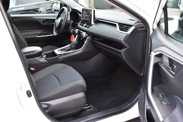 2024 Toyota RAV4 LE AWD - 23019859 - 17