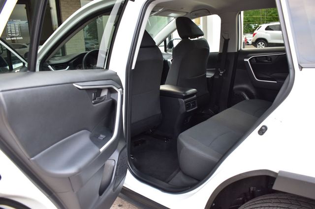 2024 Toyota RAV4 LE AWD - 23019859 - 20