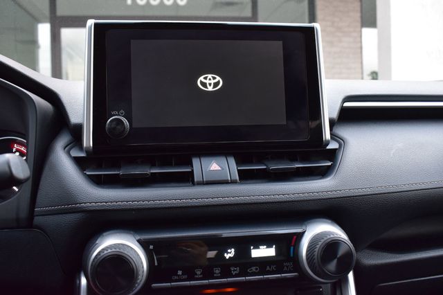 2024 Toyota RAV4 LE AWD - 23019859 - 25