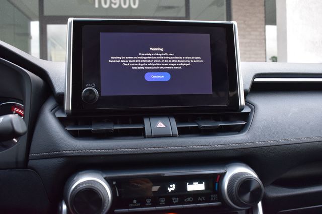 2024 Toyota RAV4 LE AWD - 23019859 - 27