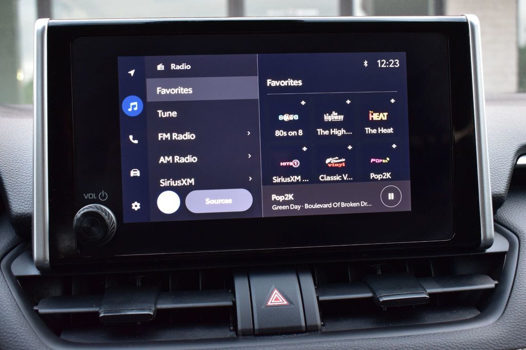 2024 Toyota RAV4 LE AWD - 23019859 - 30