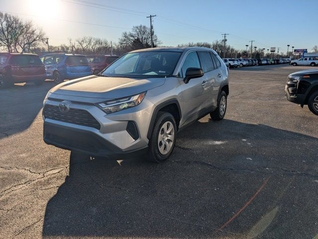 2024 Toyota RAV4 LE AWD - 22977541 - 3