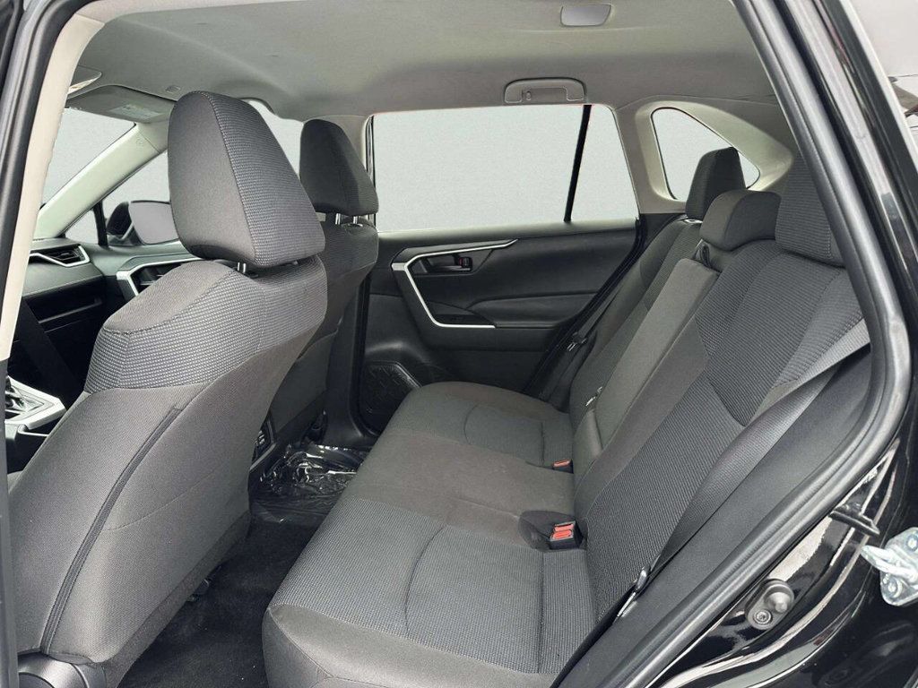 2024 Toyota RAV4 LE AWD - 22967033 - 9