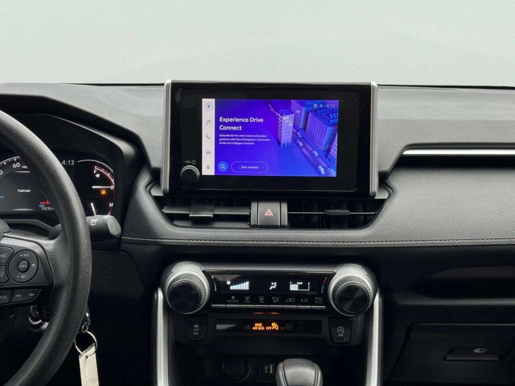 2024 Toyota RAV4 LE AWD - 22967033 - 17