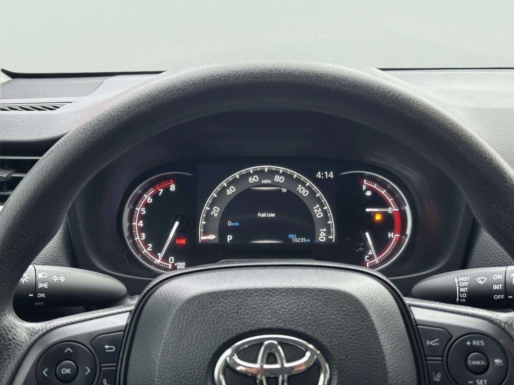 2024 Toyota RAV4 LE AWD - 22967033 - 21