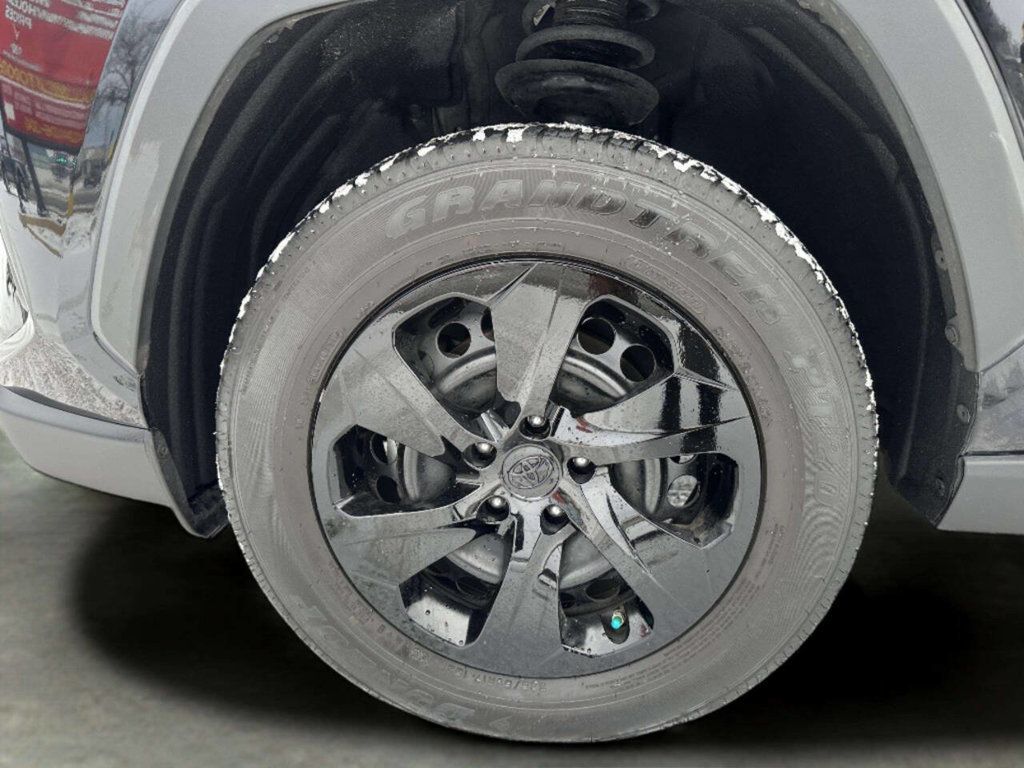 2024 Toyota RAV4 LE AWD - 22967033 - 29