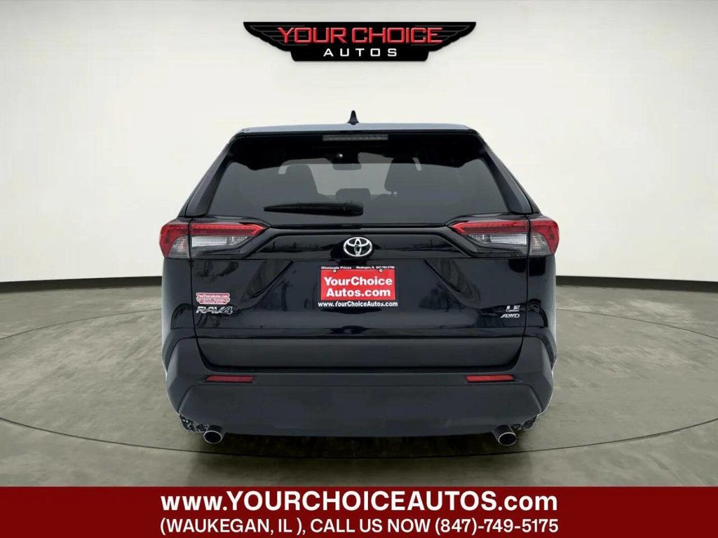 2024 Toyota RAV4 LE AWD - 22967033 - 3