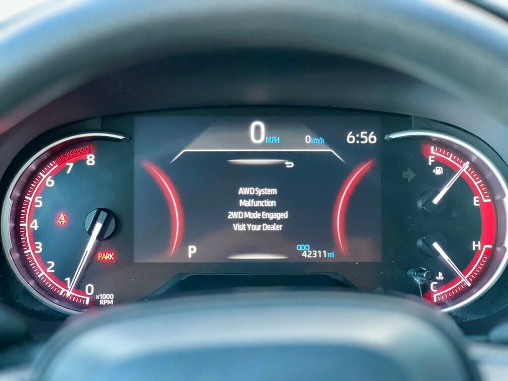 2024 Toyota RAV4 LE AWD - 22921862 - 17