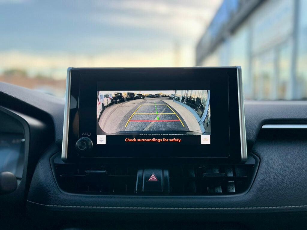 2024 Toyota RAV4 LE AWD - 22921862 - 19