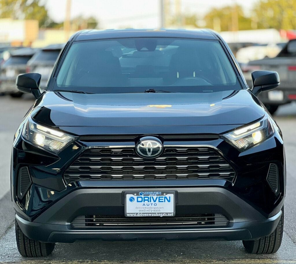 2024 Toyota RAV4 LE AWD - 22921862 - 30