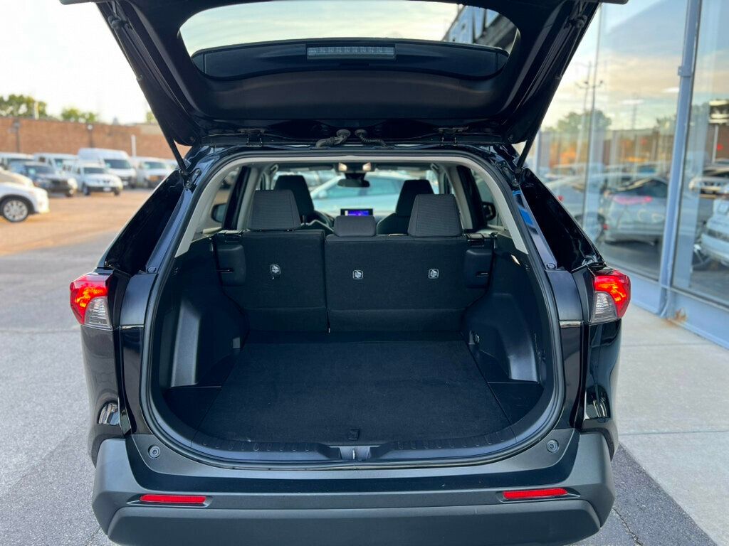 2024 Toyota RAV4 LE AWD - 22921862 - 6