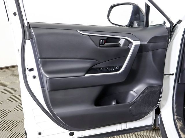 2024 Toyota RAV4 LE AWD - 22994572 - 18