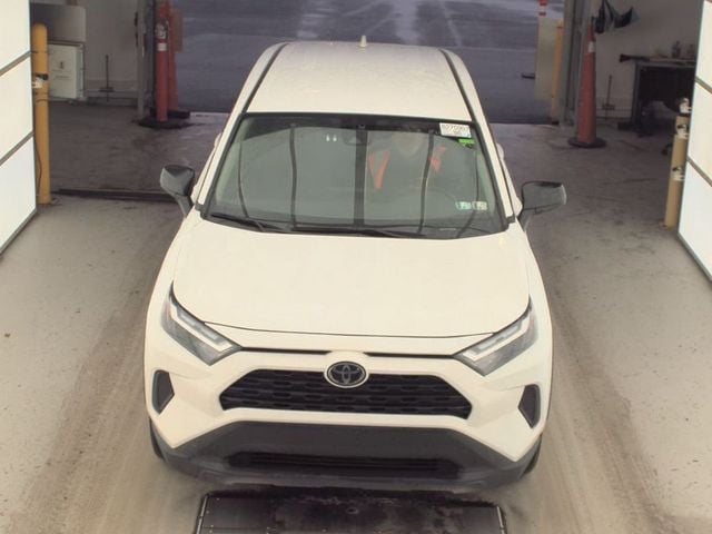 2024 Toyota RAV4 LE AWD - 22994572 - 2