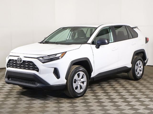 2024 Toyota RAV4 LE AWD - 22994572 - 4