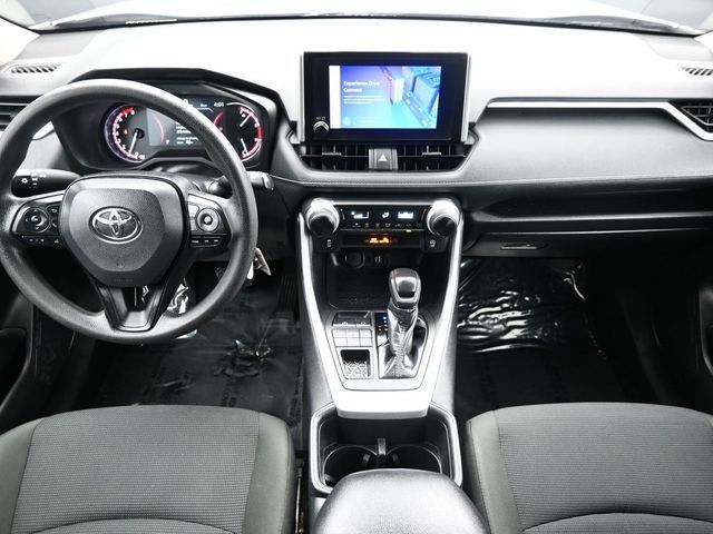 2024 Toyota RAV4 LE AWD - 22971962 - 18