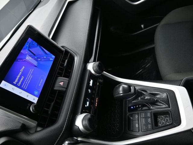 2024 Toyota RAV4 LE AWD - 22971962 - 24