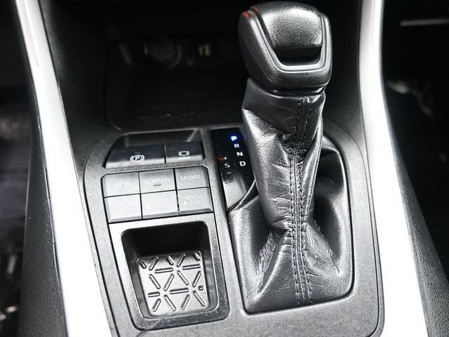 2024 Toyota RAV4 LE AWD - 22971962 - 32