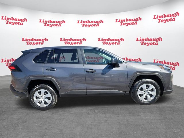 2024 Toyota RAV4 LE AWD - 22995407 - 17