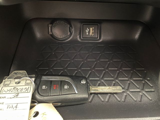 2024 Toyota RAV4 LE AWD - 22951228 - 28