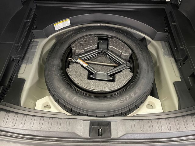 2024 Toyota RAV4 LE AWD - 22951228 - 40