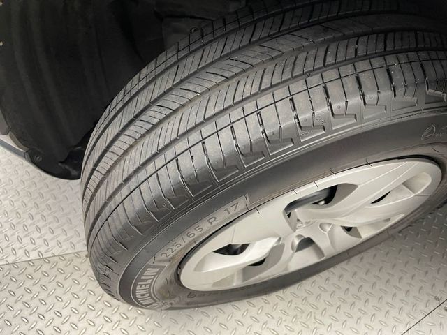 2024 Toyota RAV4 LE AWD - 22951228 - 46