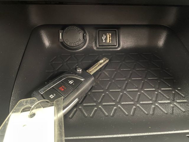 2024 Toyota RAV4 LE AWD - 22968026 - 26