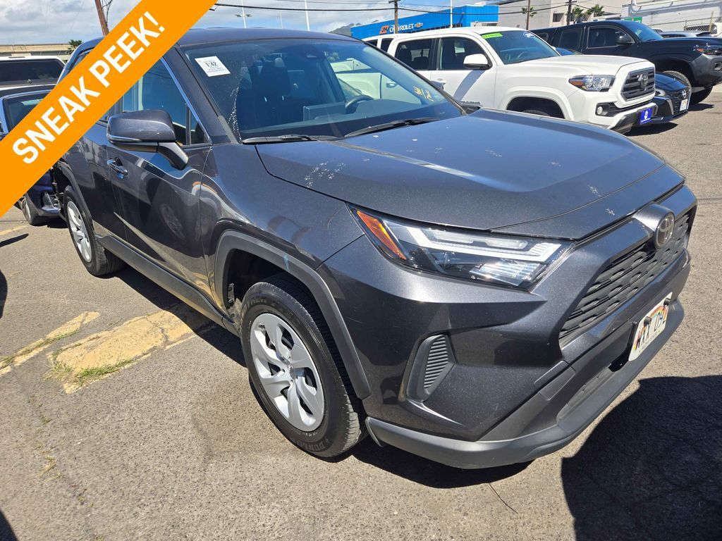 2024 Toyota RAV4 LE FWD - 22995049 | Video 1