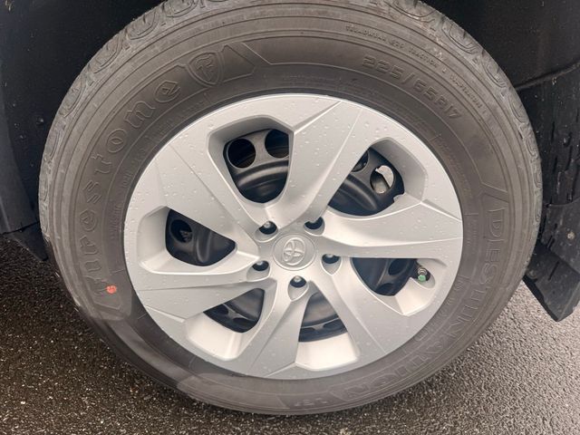 2024 Toyota RAV4 LE FWD - 22999059 - 9