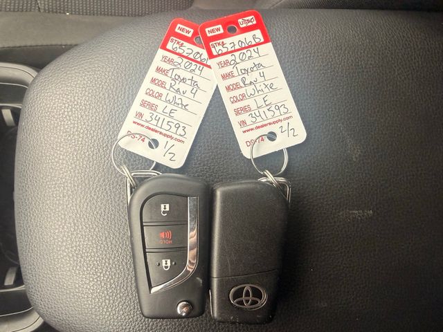 2024 Toyota RAV4 LE FWD - 22999059 - 13
