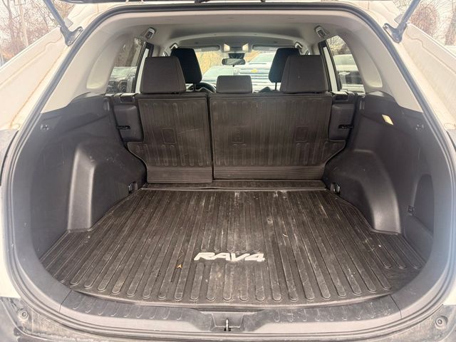 2024 Toyota RAV4 LE FWD - 22999059 - 21