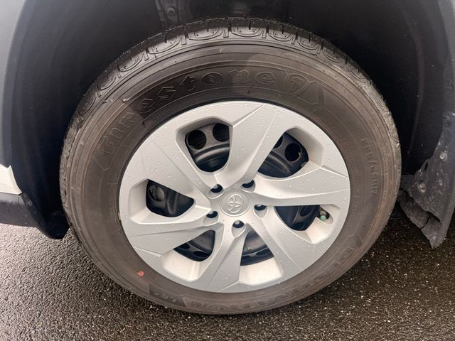 2024 Toyota RAV4 LE FWD - 22999059 - 23