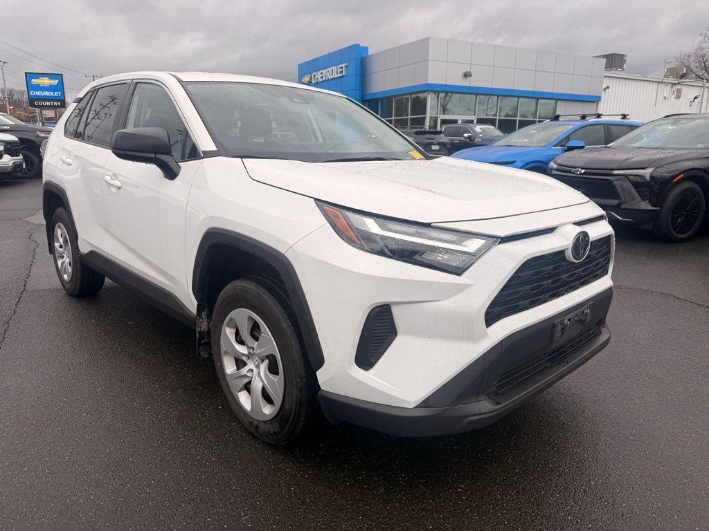 2024 Toyota RAV4 LE FWD - 22999059 - 24