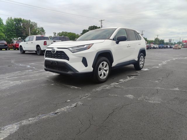 2024 Toyota RAV4 LE FWD - 23030233 - 1